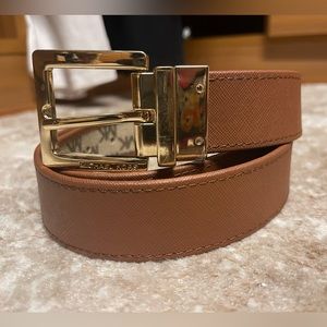 Michael Kors reversible belt